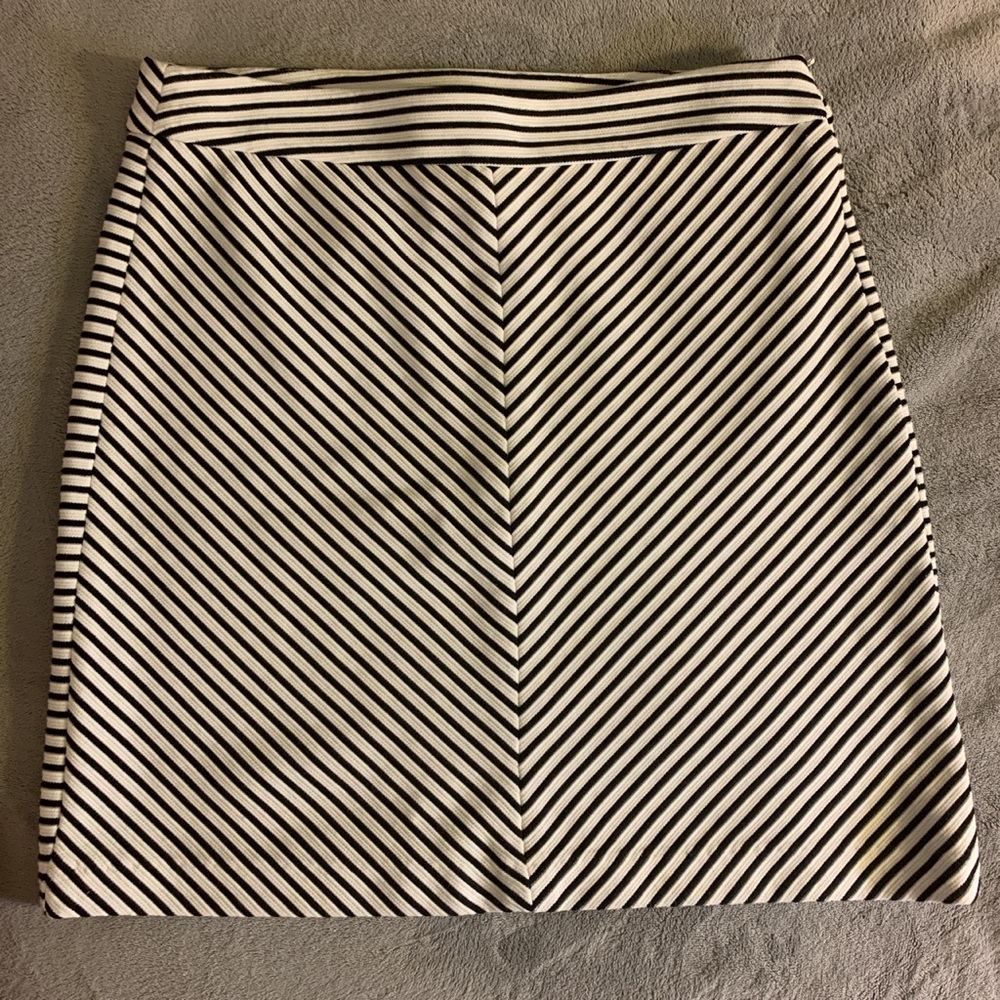 Black and white chevron striped skirt